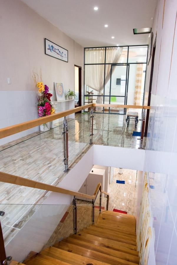 Villa hoàng hoa thám bãi sau Vung Tau Esterno foto