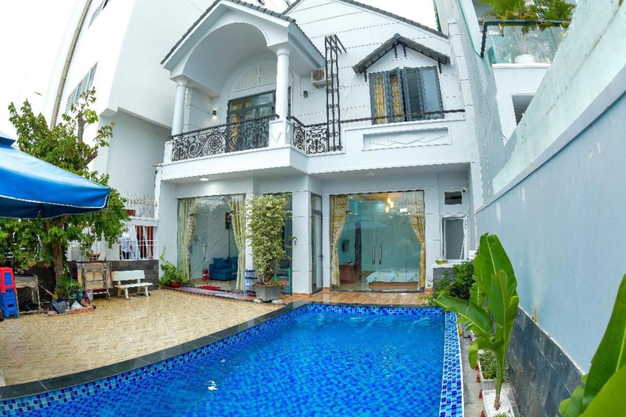 Villa hoàng hoa thám bãi sau Vung Tau Esterno foto