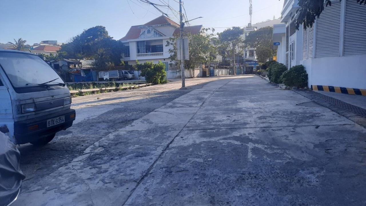 Villa hoàng hoa thám bãi sau Vung Tau Esterno foto